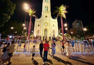 Bom Despacho ganha iluminação de Natal