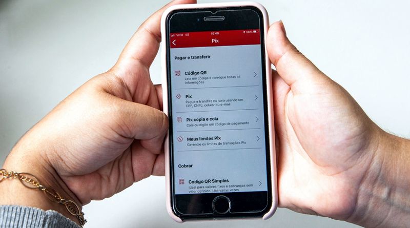 Mulher é presa por aplicar golpe do falso Pix em lojas