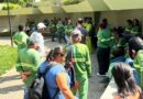 Garis protestam por falta de pagamento de salários